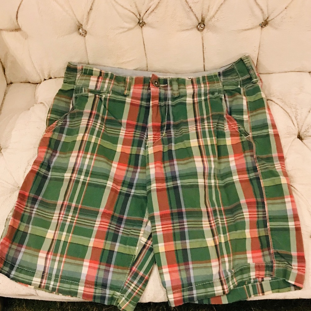American Eagle Classic Length Plaid Shorts 30